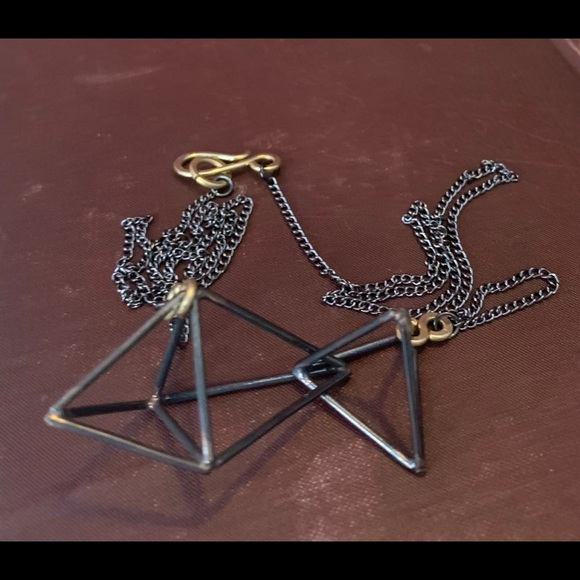 Intersecting Polyhedrons necklace #1 - Picture 5 of 5